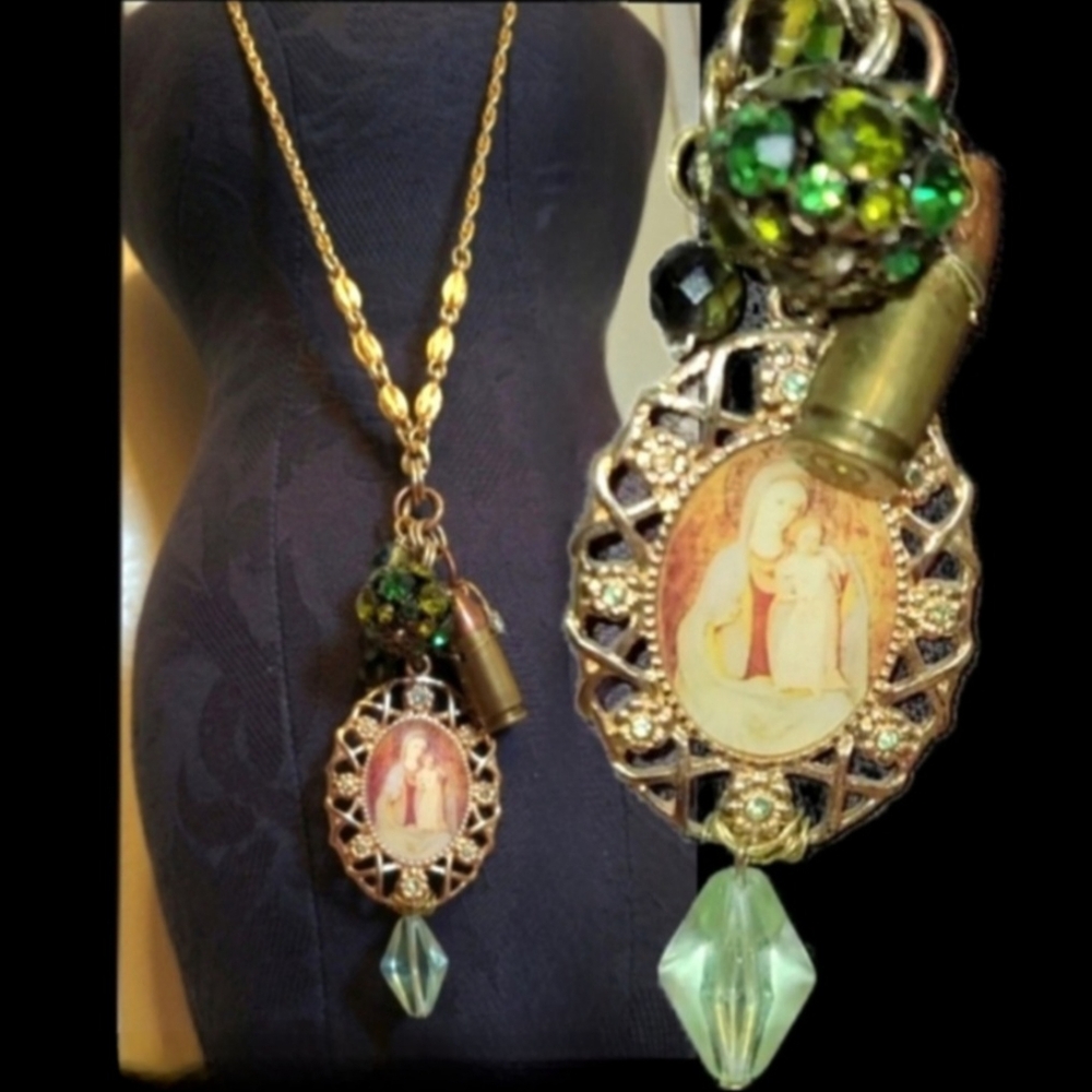 Vtg blk green Swarovski beads 40 bullet casing virgin mary religion necklace NWT